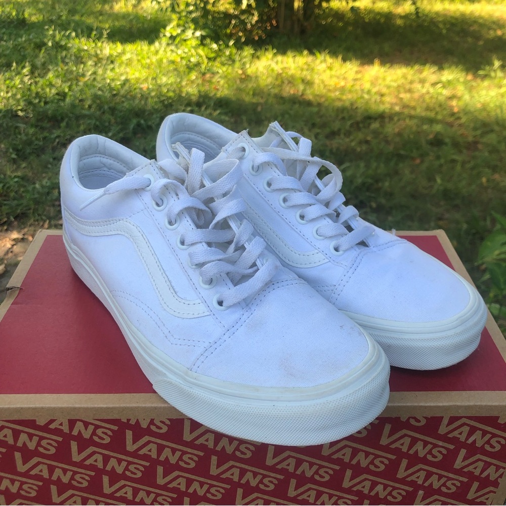 Vans White Sneakers -Mens 8.5